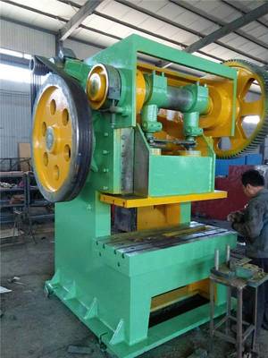 【龍門沖床模具產地-廣東龍門沖床模具-銀龍機械(查看)圖片】龍門沖床模具產地-廣東龍門沖床模具-銀龍機械(查看) - 諸城市銀龍機械廠